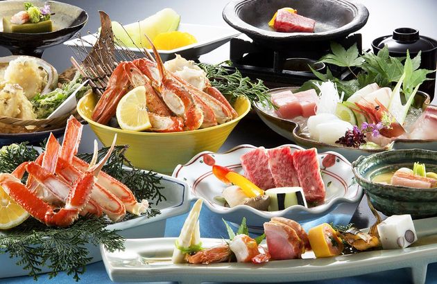 秋の癒し旅　～大山と日本海を望む皆生温泉で旅館料理と皆生窯に触れる～