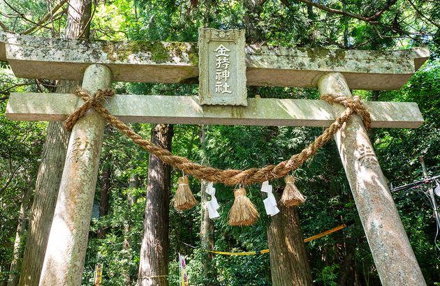 金運チャージと日本名水の旅　～金持神社と奥大山天然水の恵み巡り～